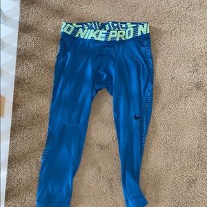 Nike compression pants/leggings